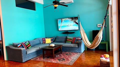 Everyone Loves This Beach Villa, Private Pool wifi image 5