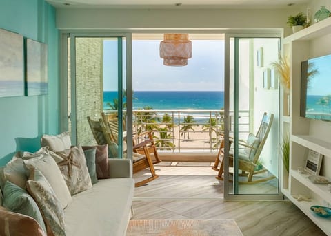 Costa Del Sol Juan Dolio 2BR Sunset, Beach Front