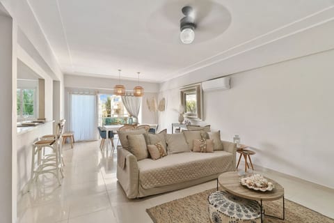 Apt Private +WiFi+Pool+AC, JuanDolioBeach@RD 3