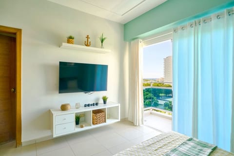 Tropical BeachSide Apartment 4PAX AC Las Velas