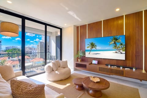 Caribbean Beach Walk 2BR + Roof Top Pool +Wifi
