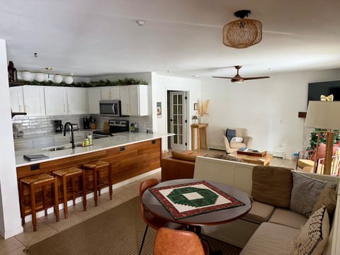 Peaceful Breckenridge Mountain Retreat • 1BR + Den image 2