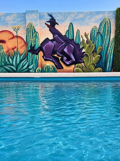 Old Town, ASU, Heated Pool, Spa, Putting Green image 4
