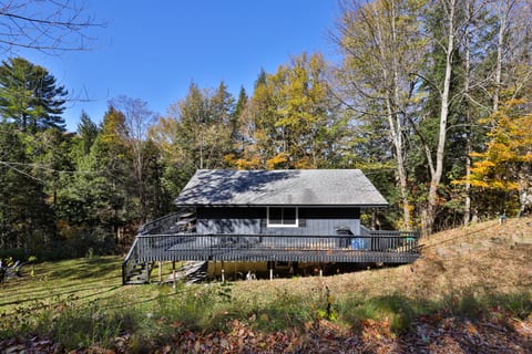 Roaring Bear Cabin in Killington