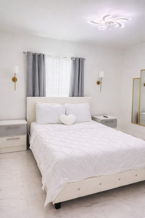 Private 2-bedroom studio with separate entrance image 4