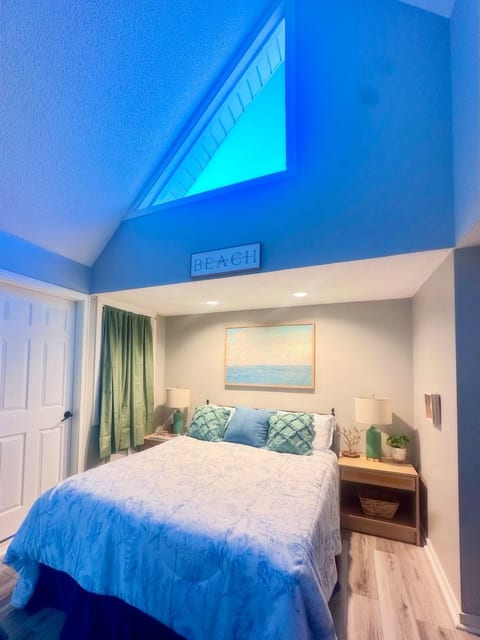 Arcadian Dunes 2BR | Pool + Walk to Beach image 3