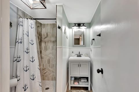 Bishop’s Beachside Retreat