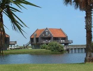Charming Condo near Matagorda Beach