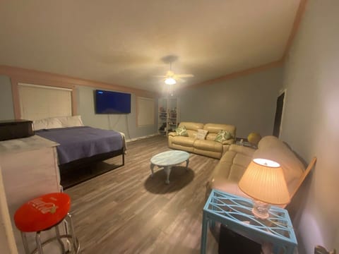 9 Palms Beach House image 5