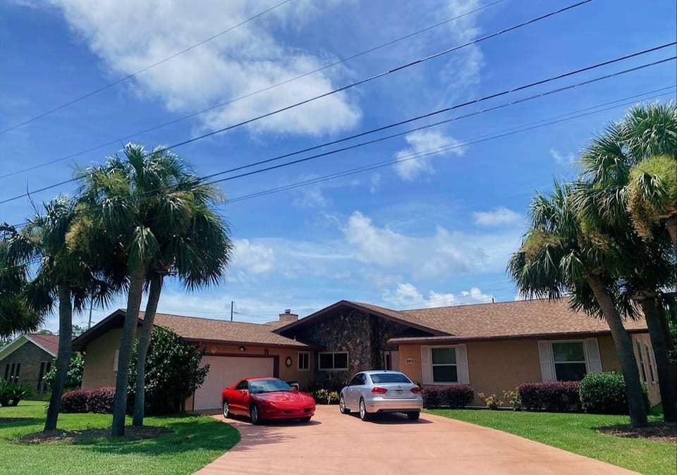 9 Palms Beach House image 1