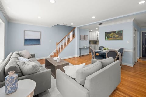 Cozy and vibrant living room with ample seating for the ultimate lounging experience!