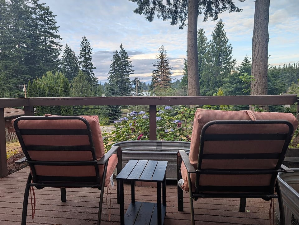 Invite Inn | Lake View | Fire Pit | Grill image 1