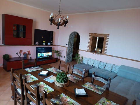 Casa Vacanze Noemi (Taormina 20km Etna 25km Aeolie) image 3