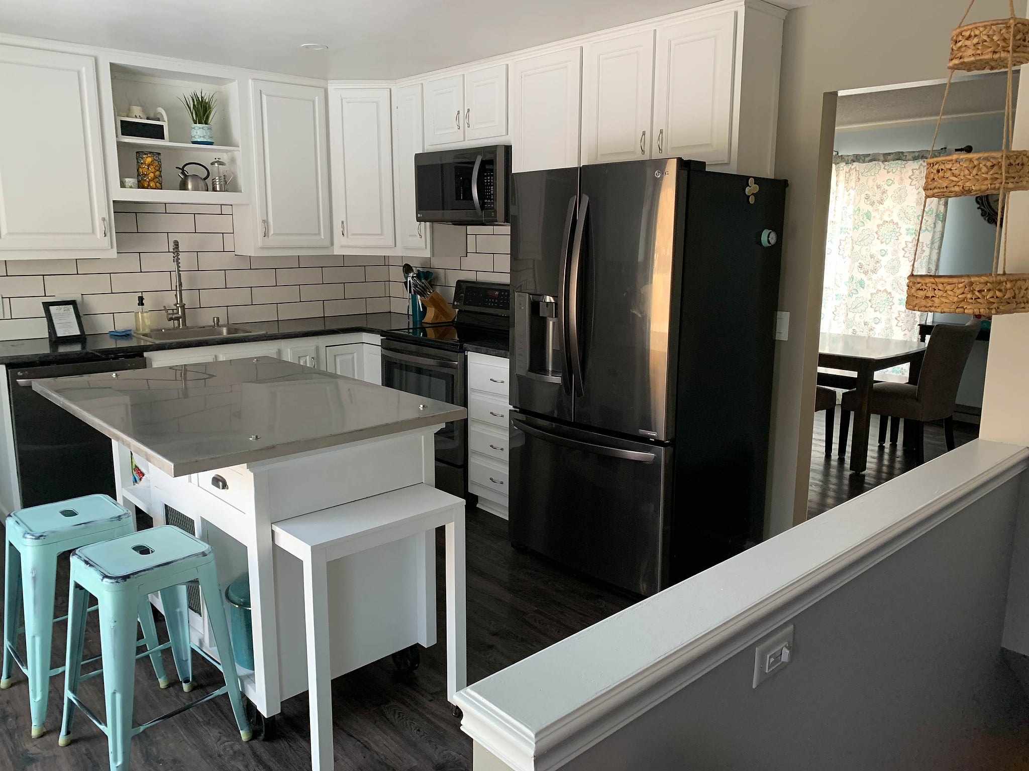3 Bedroom Home & Office with Spacious Backyard