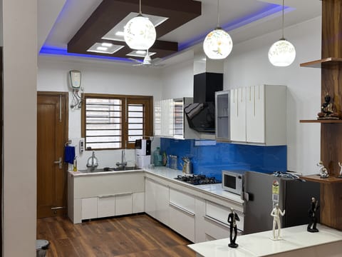 3BHK Luxury Villa Aerocity - Stay Royal BNB