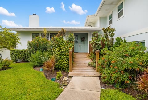Pompano Palms