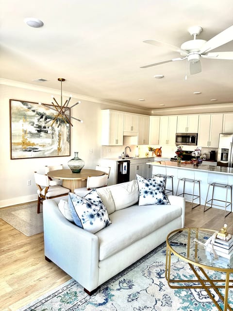 Stylish 3BR Near Ole MISS