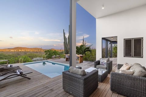 Nature Villa w/guesthouse