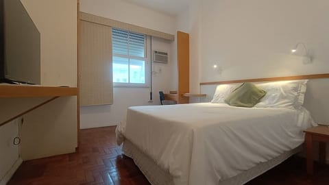 Ipanema beachside comfort, great price image 1