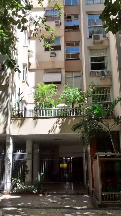 Ipanema beachside comfort, great price image 4