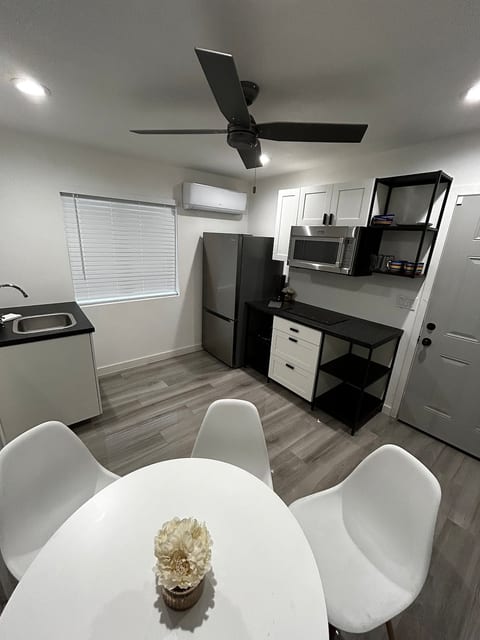 Modern 1bd private Studio image 5