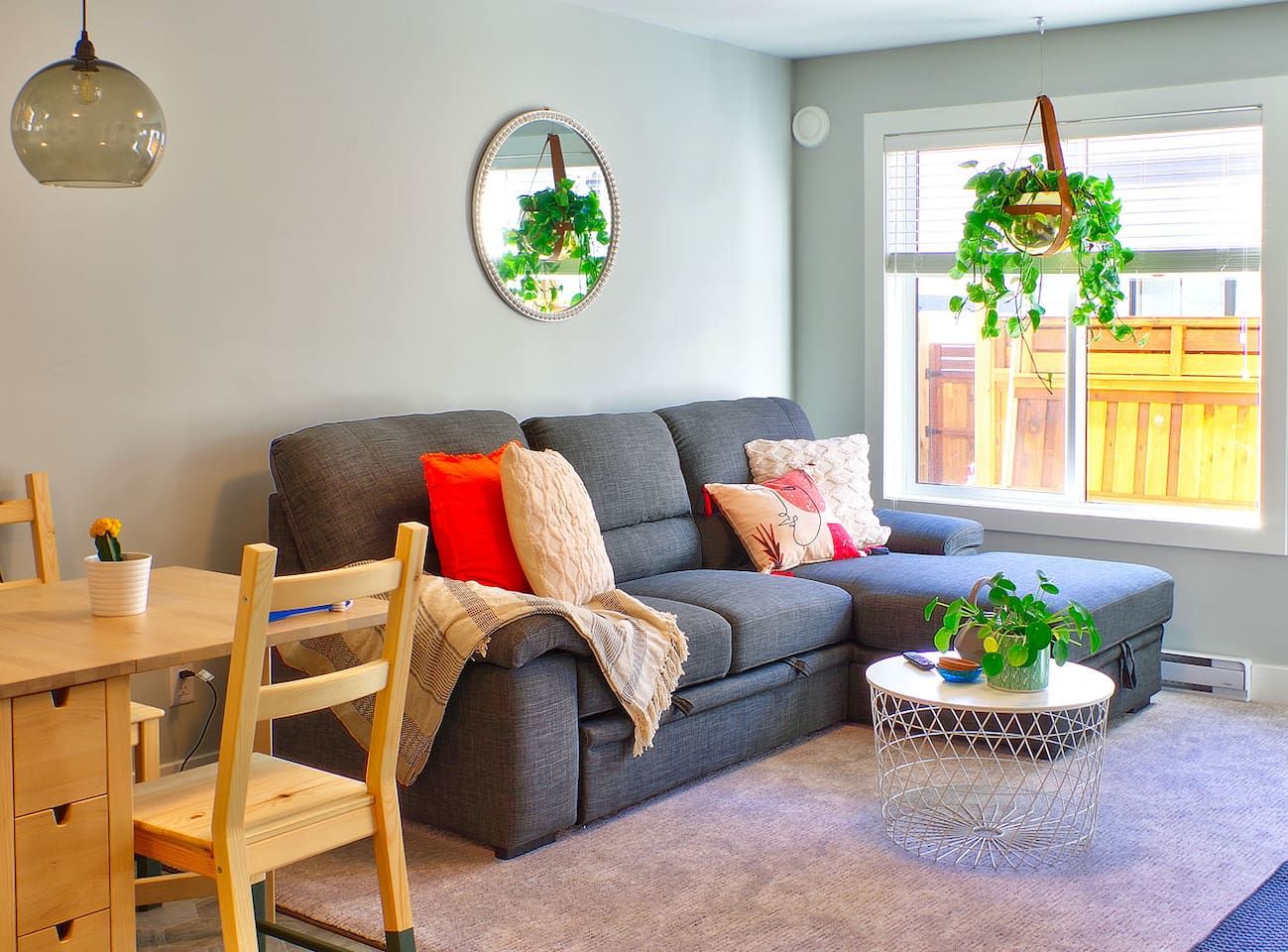 Zen retreat, 2 bed cottage, free parking