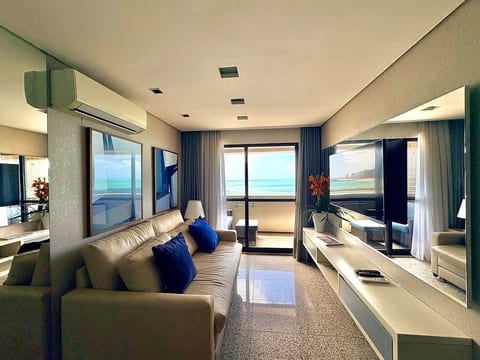 Amazing Waterfront View Breakfast Included image 43