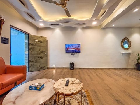 Saanvi 4-bedroom villa in Lonavala image 7