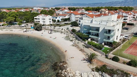 Apartments Luxury Beachfront Apartment with Sea View - Unit 379074-13