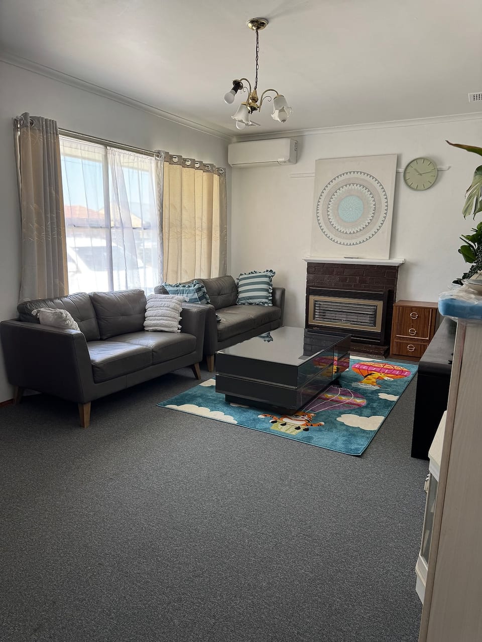 3BR Airport Stay 10 min to Melbourne Airport image 1