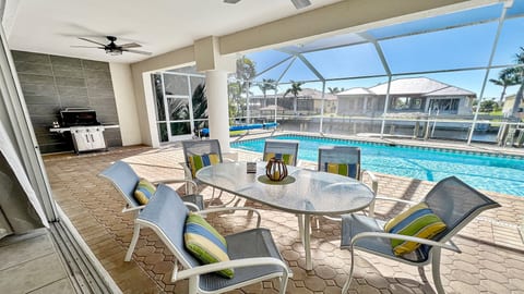 Boaters Dream, S. Terr, Pool, Yacht Club, Boating