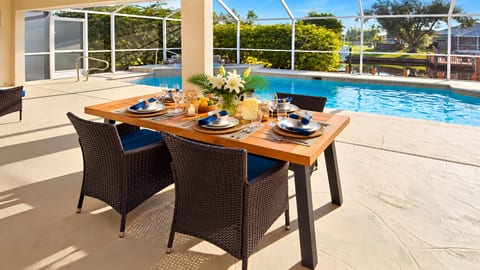 Su Casa - XXL pool area, Pool/Spa 3 Bedroom 2 Bath