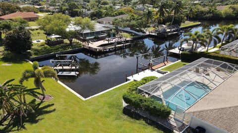 Su Casa - XXL pool area, Pool/Spa 3 Bedroom 2 Bath