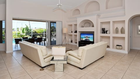Camille with Boat, MUST SEE, modern furniture,Pool