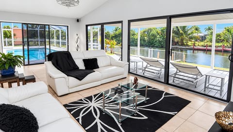 Talita | Canal Home, Heated Pool & fanced Yard