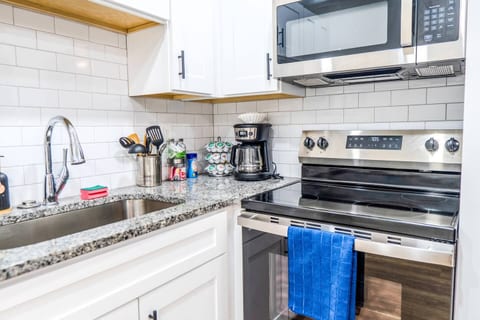 Kitchen 3