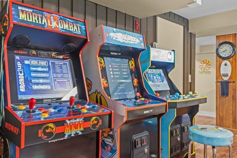 Game Room Arcade