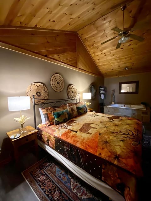 Jungle Safari Honeymoon Cabin