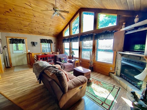 Jungle Safari Honeymoon Cabin