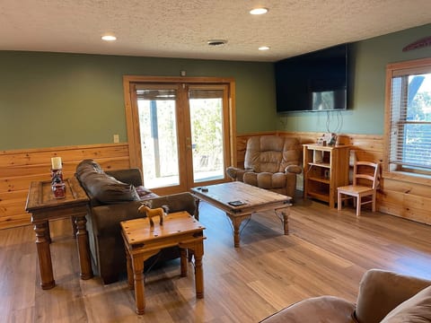 The Overlook Cabin Wears Valley Private Hot Tub