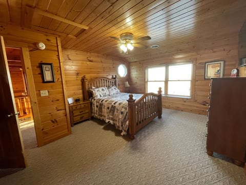 The Overlook Cabin Wears Valley Private Hot Tub
