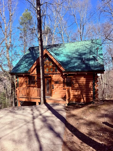 Mossy Trail Treasure Gatlinburg Pigeon Forge Cabin