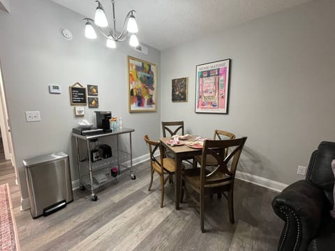 Dolly's Studio