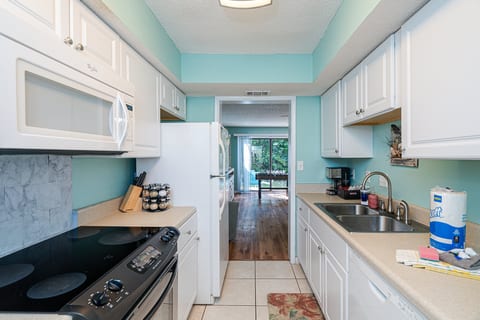 Kitchen Delight: Bright and inviting space ready for culinary adventures and shared meals!