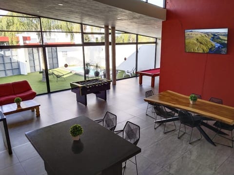 Casa de Campo: Alberca Climatizada, Laguna Cajititlán