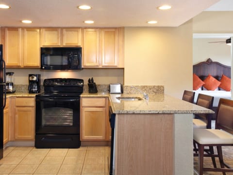 Palm-Aire Paradise – Pompano Beach, FL