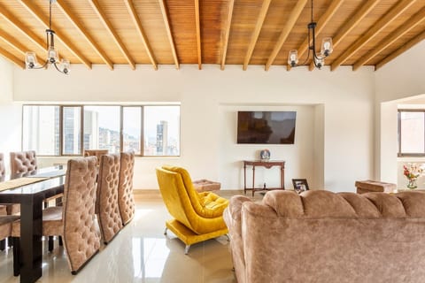 Stunning Luxury Penthouse - Long term rental only.