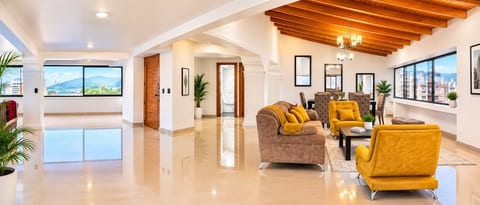 Stunning Luxury Penthouse - Long term rental only.