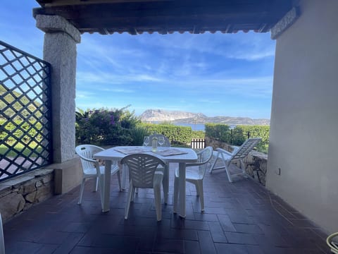 Punta Est - 1BR GIADA Pool & 5 min From The Beach