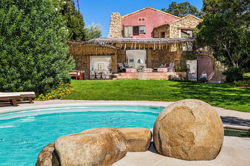 Cala di Volpe – Villa Siderea by Savin Couëlle - Cala di Volpe
